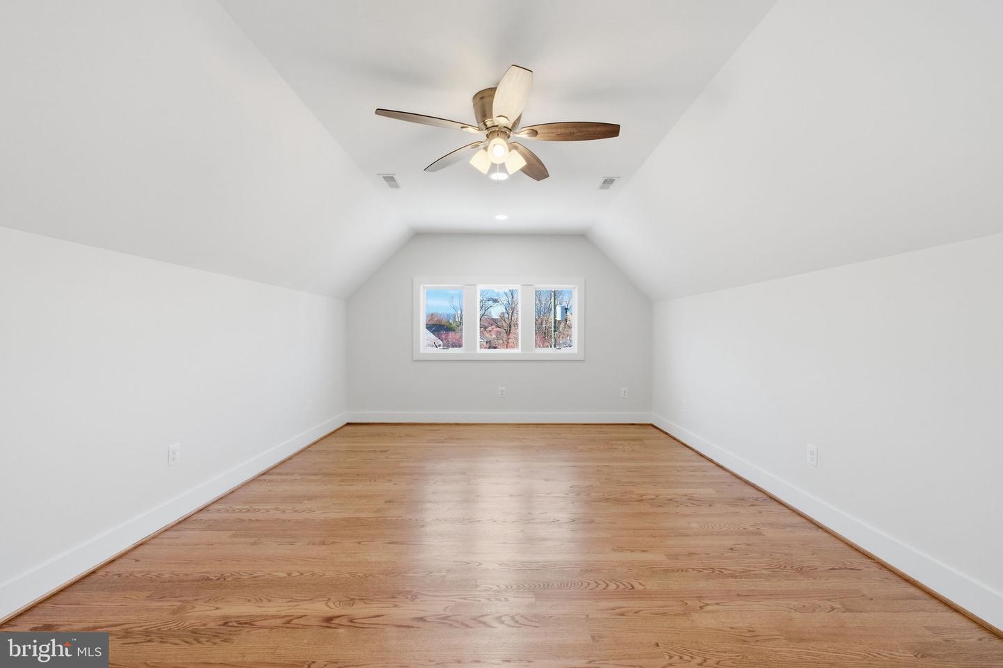 7631 Lisle Ave Property Photo 51