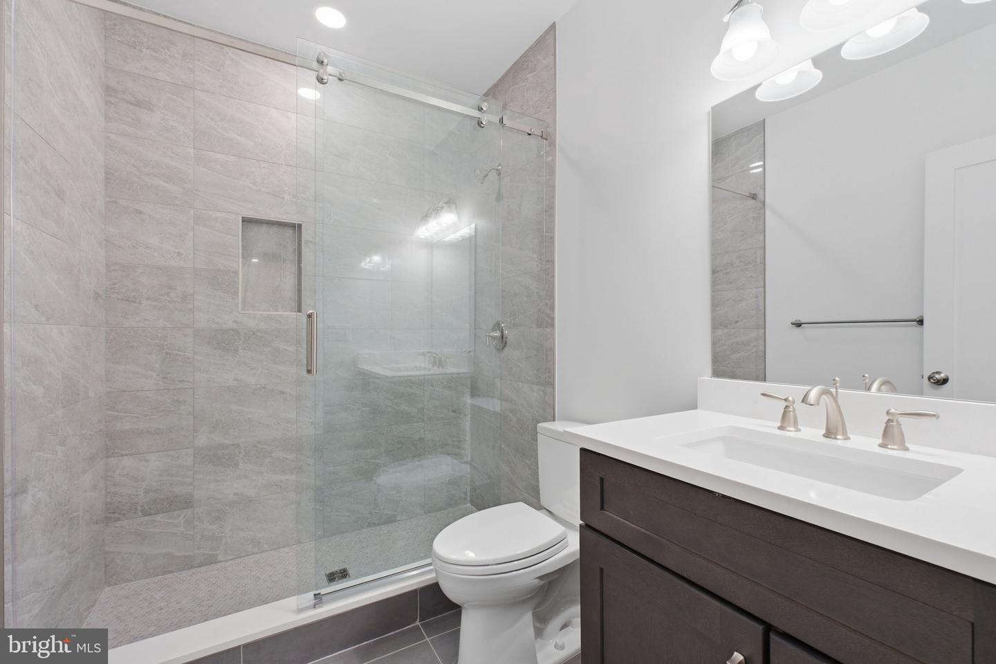 7631 Lisle Ave Property Photo 61