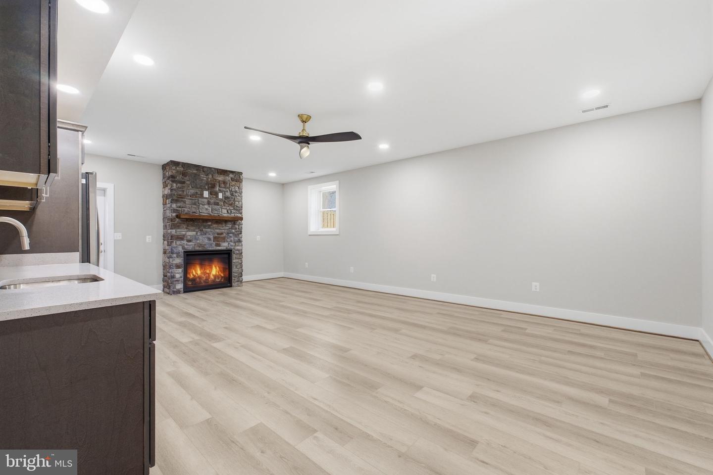 7631 Lisle Ave Property Photo 73