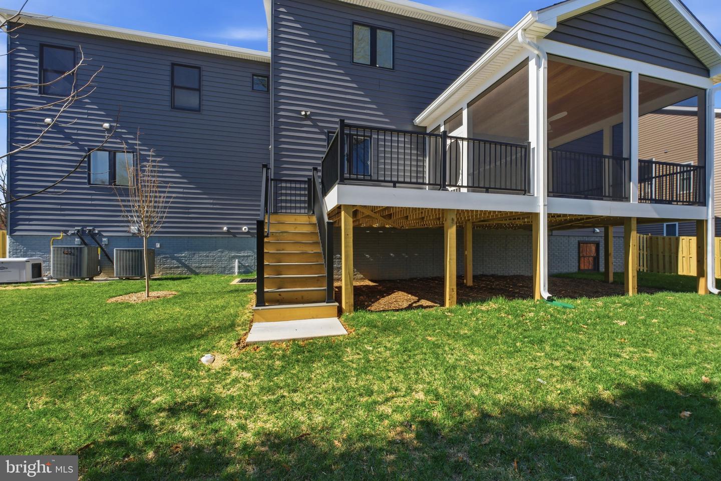 7631 Lisle Ave Property Photo 79