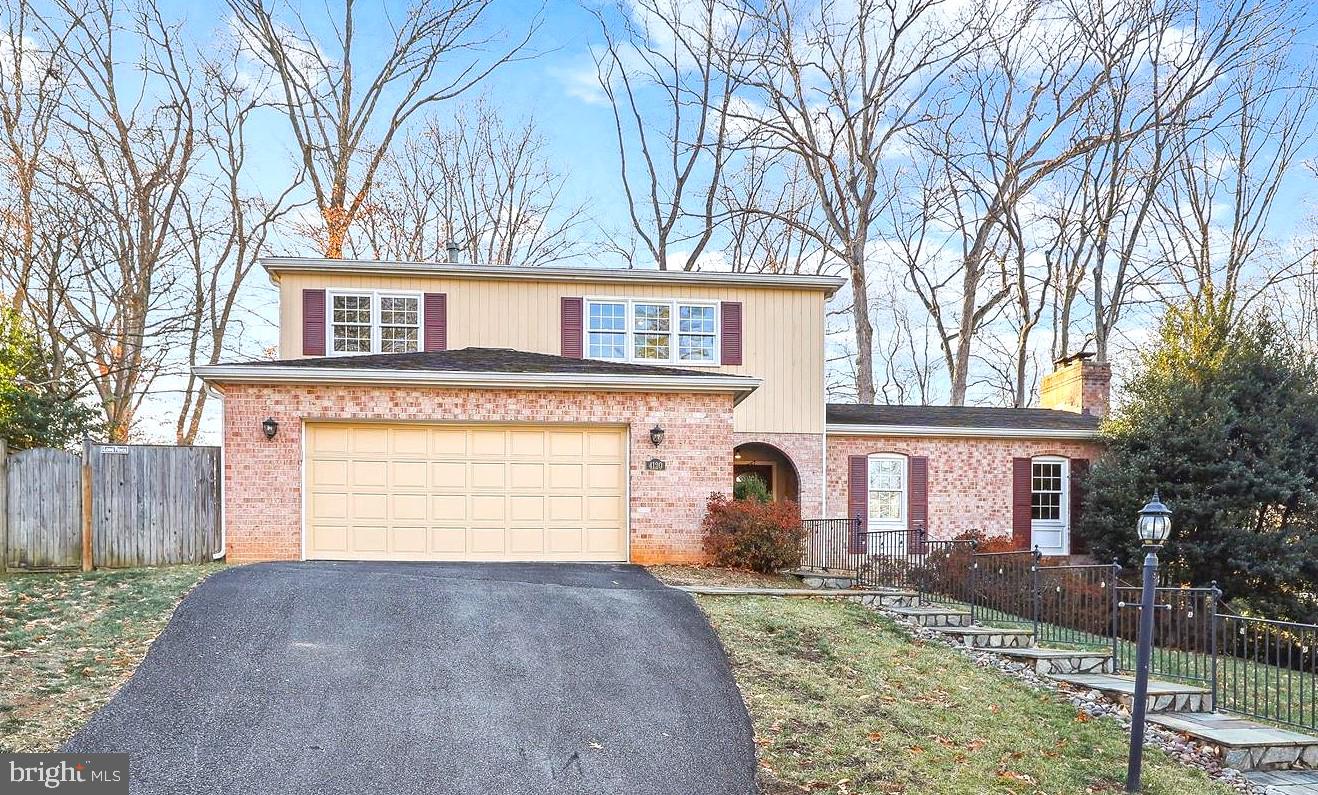 4120 N Ridgeview Rd Property Photo 1