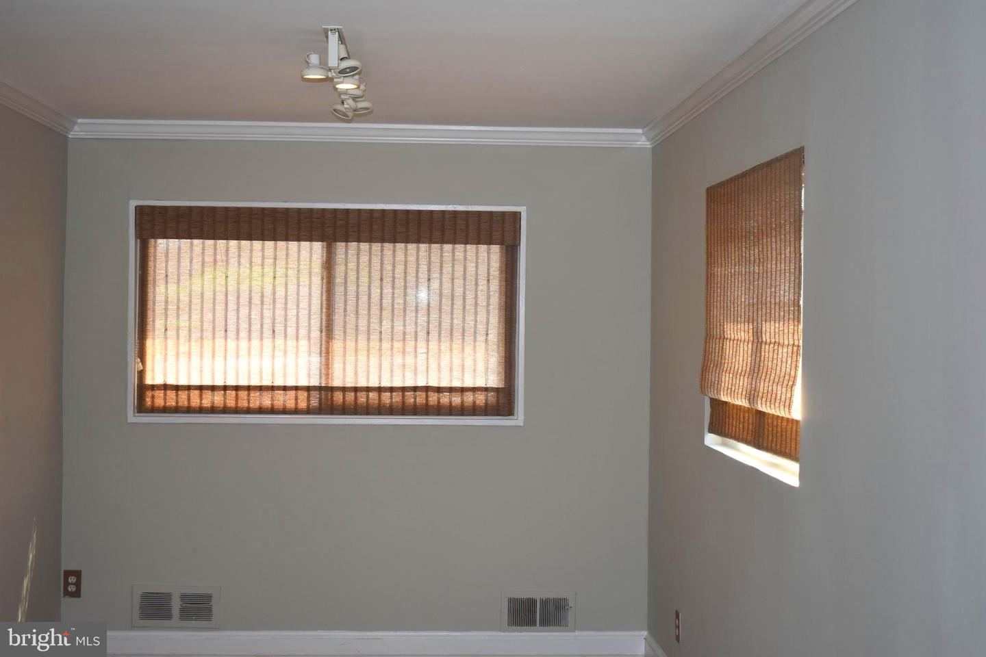 4119 Chatelain Rd Property Photo 8