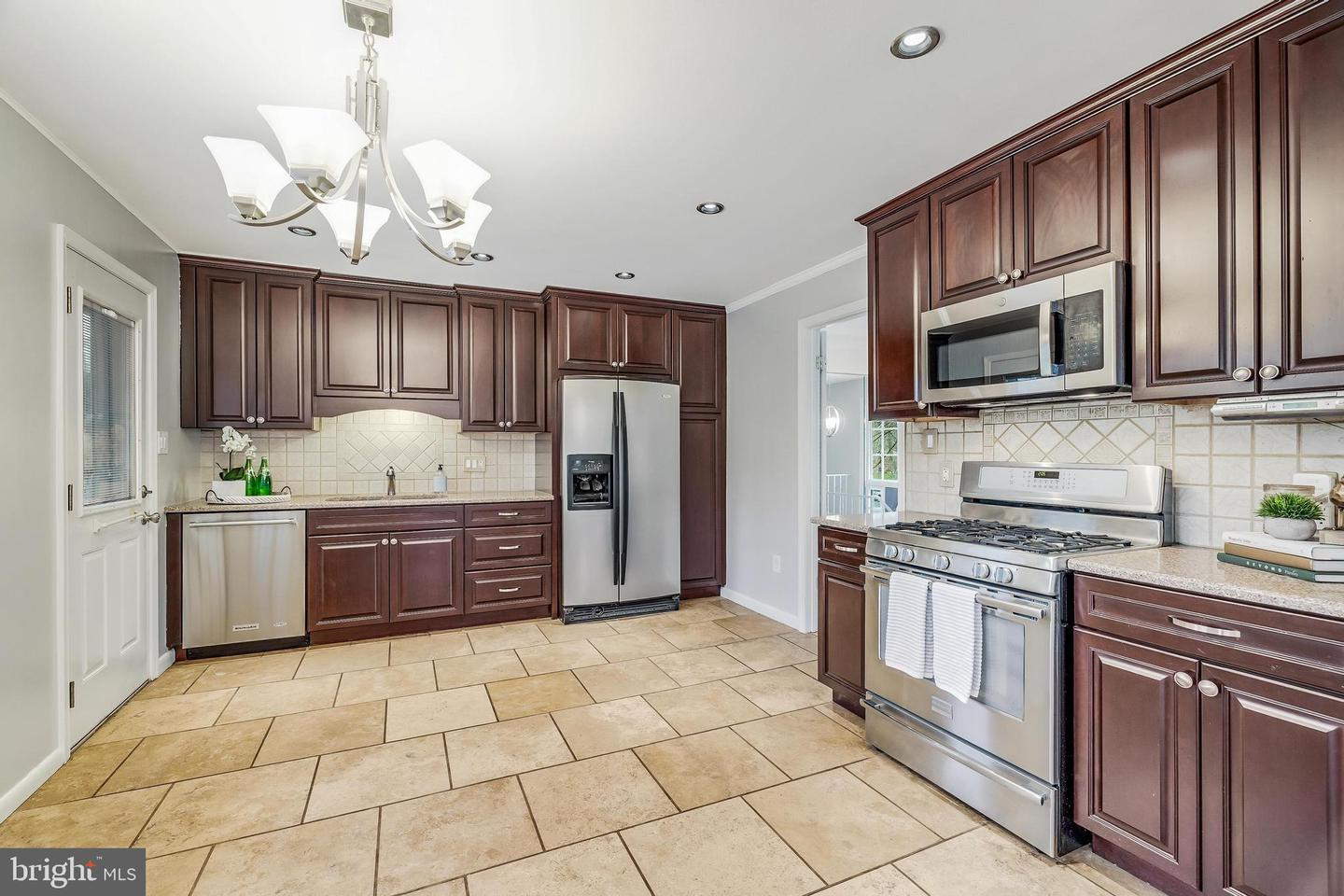 3321 Prince William Dr Property Photo 6