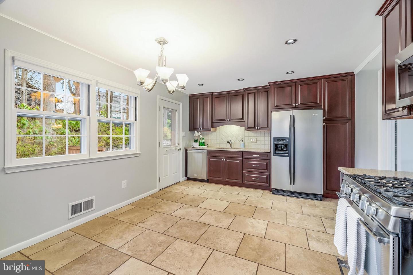 3321 Prince William Dr Property Photo 15