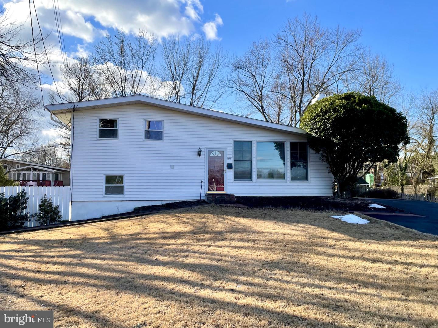 5931 Ridge View Dr Property Photo