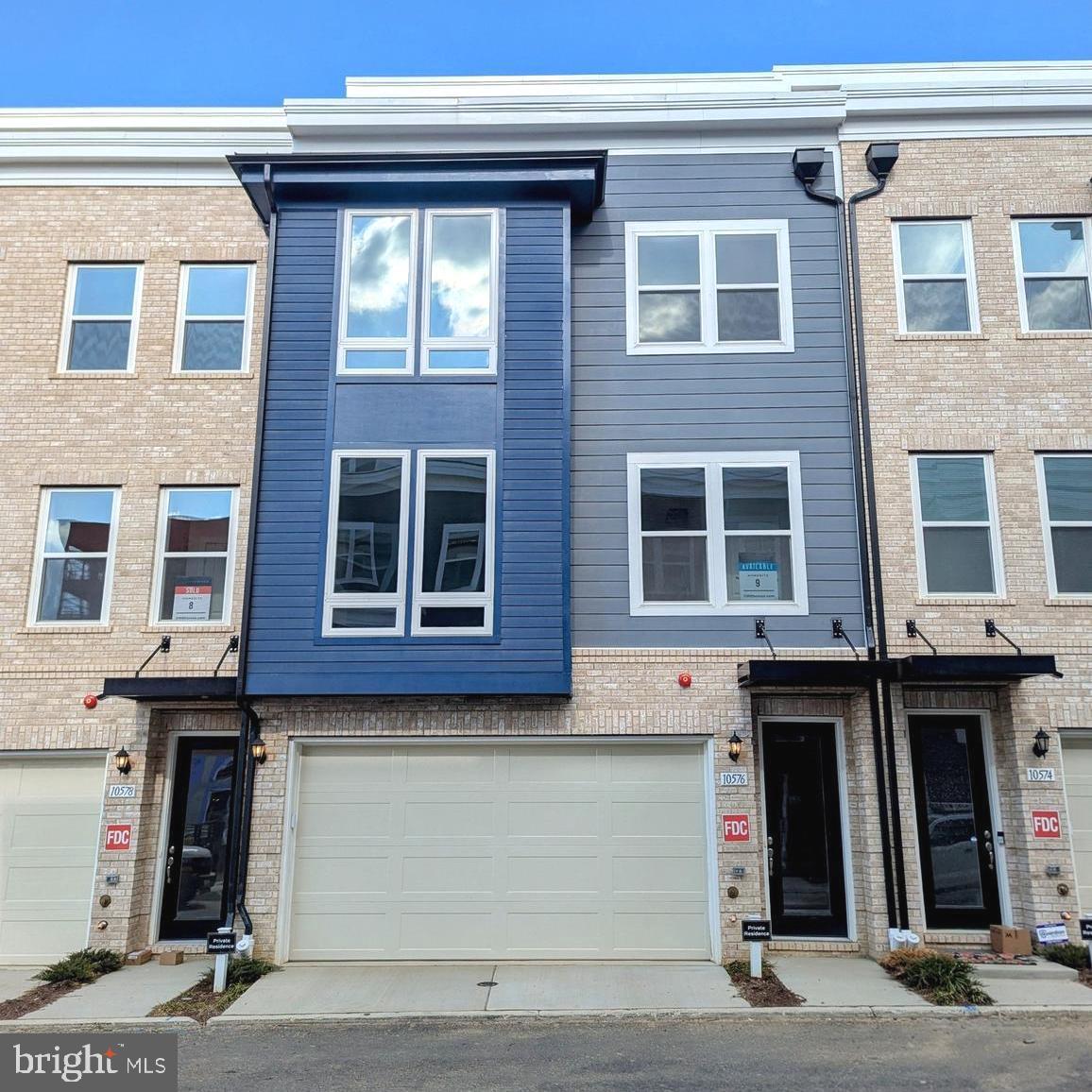 10576 RED OAK ST Property Photo 1