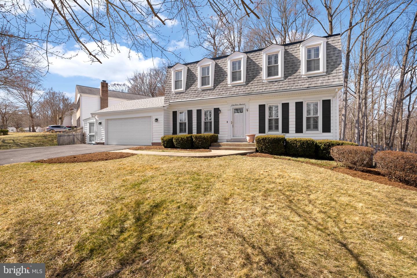 6300 Glenbard Rd Property Photo