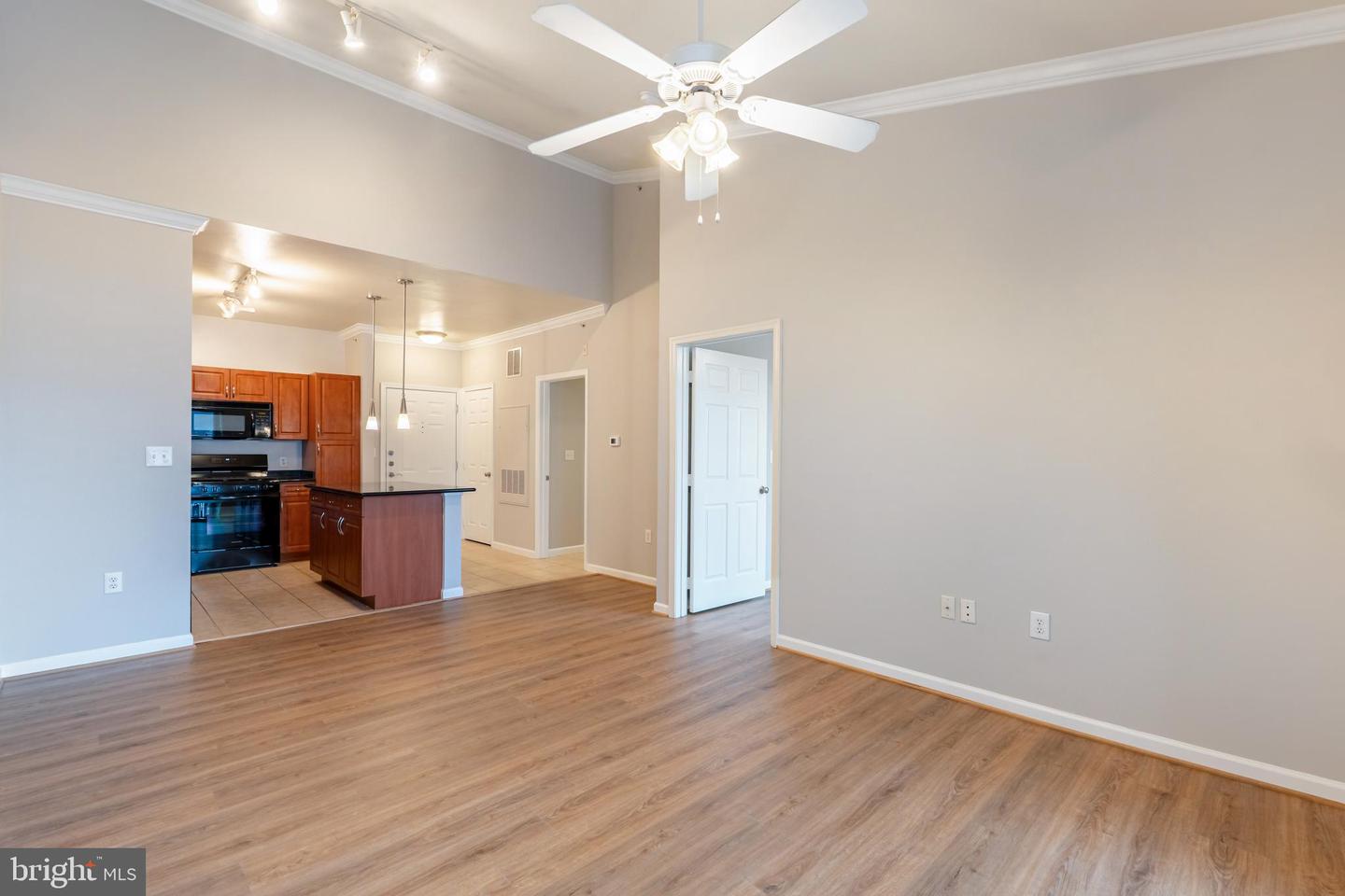 12958 Centre Park Cir #420 Property Photo 1