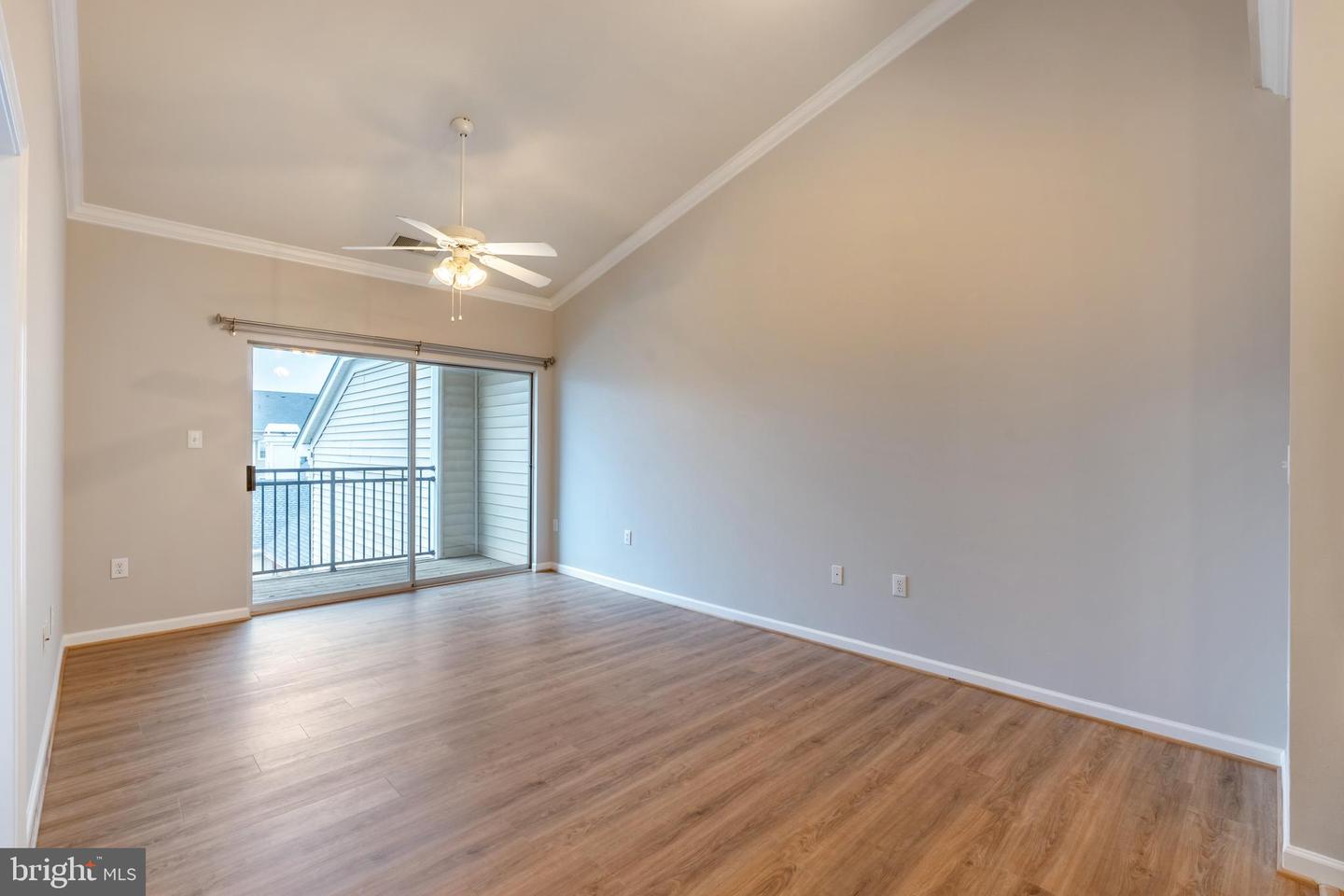 12958 Centre Park Cir #420 Property Photo 3