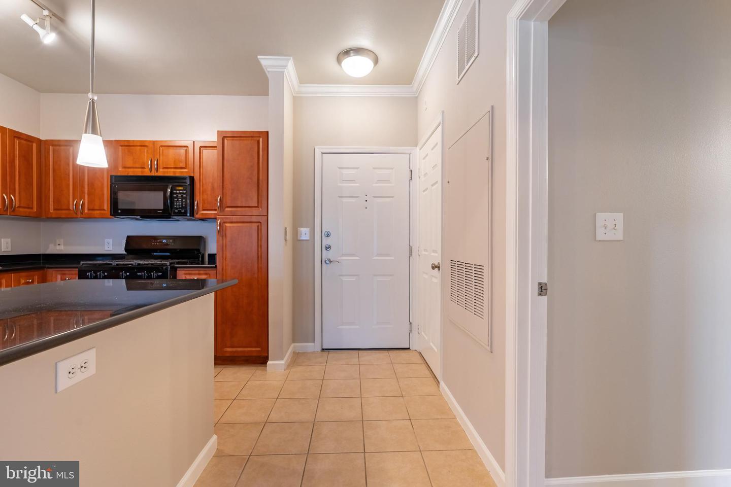 12958 Centre Park Cir #420 Property Photo 10