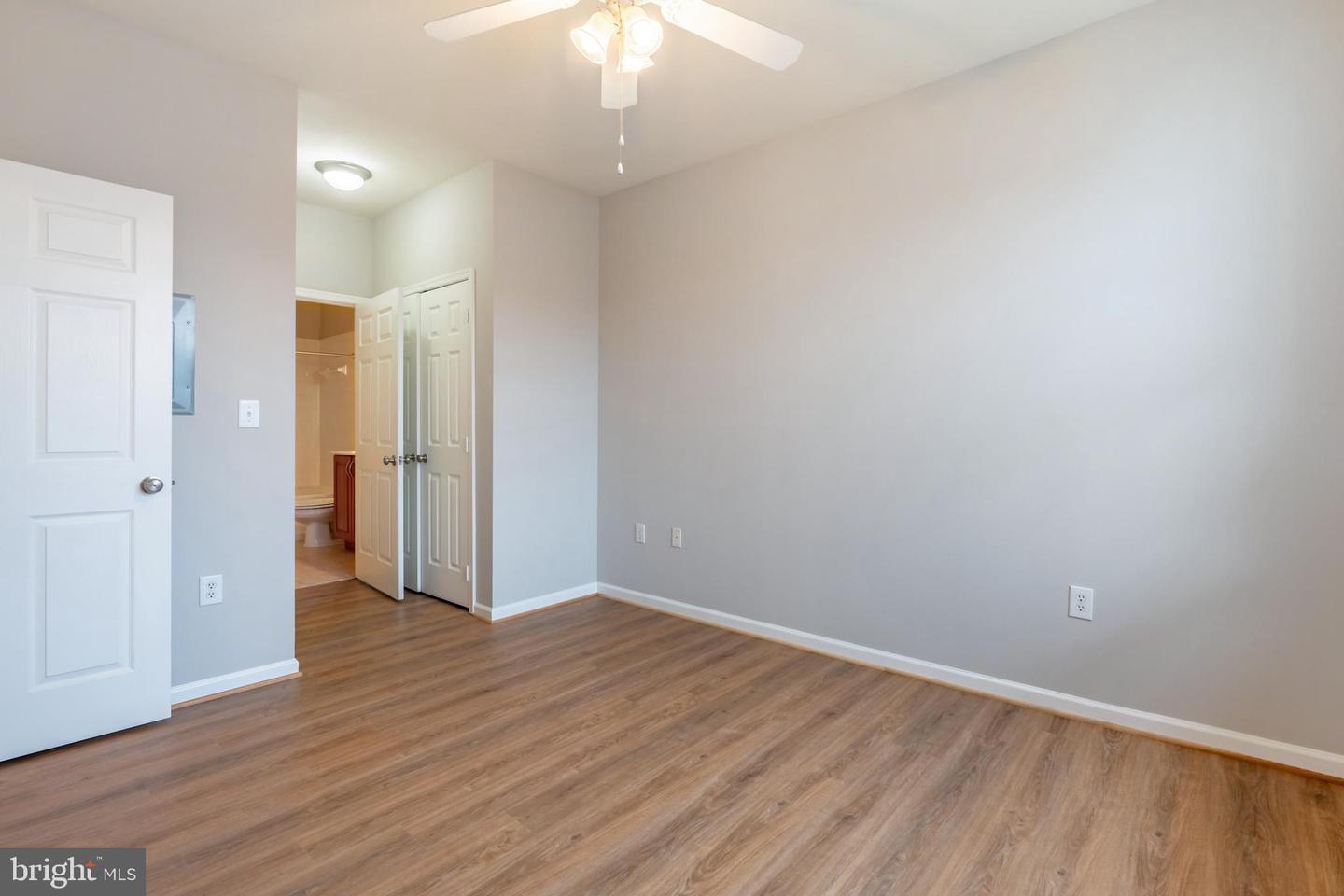 12958 Centre Park Cir #420 Property Photo 14
