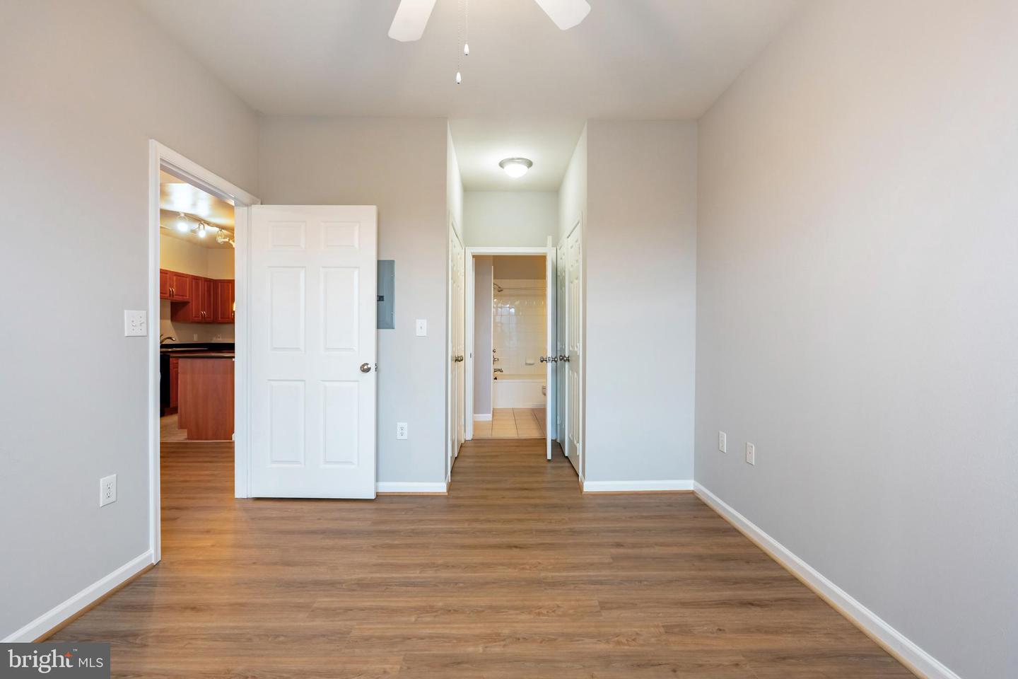 12958 Centre Park Cir #420 Property Photo 15