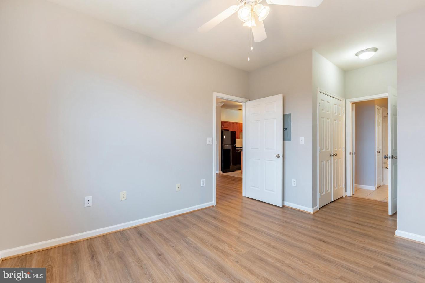 12958 Centre Park Cir #420 Property Photo 16