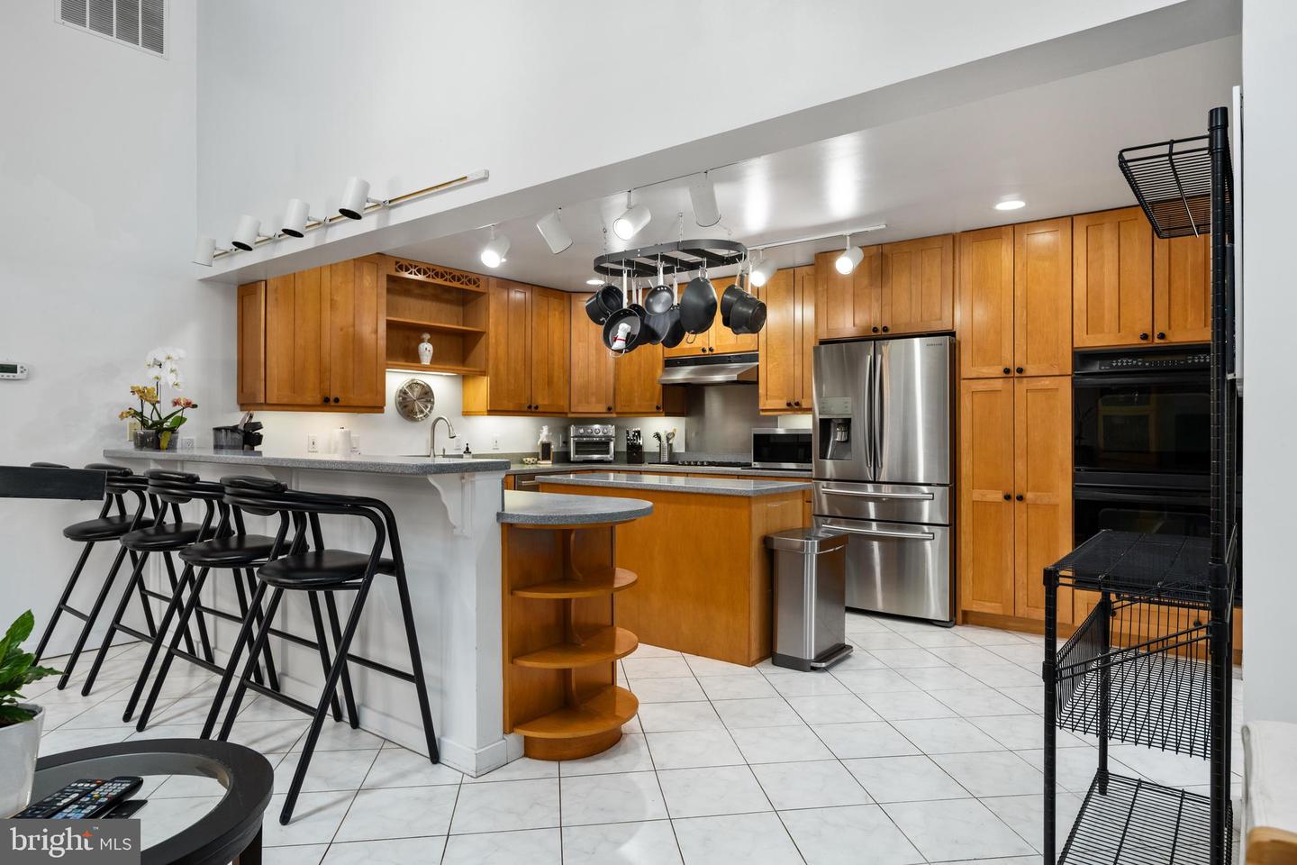 5206 Light St Property Photo 1