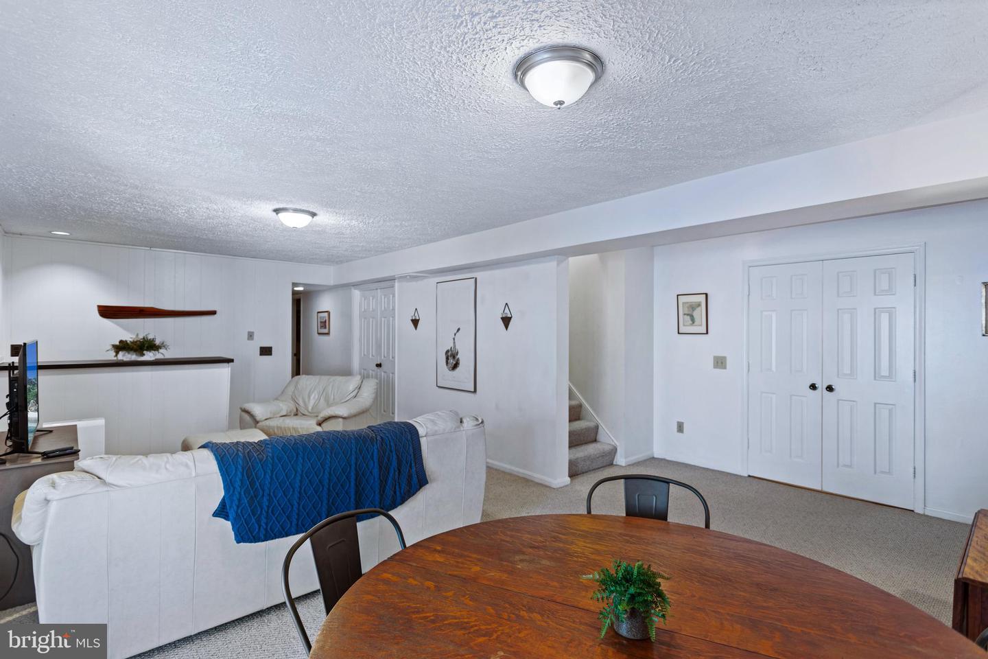 6096 Arrington Dr Property Photo 44