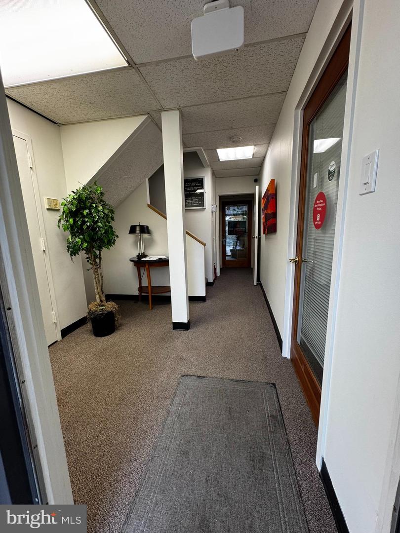 11250 Roger Bacon Dr #3 Property Photo 2