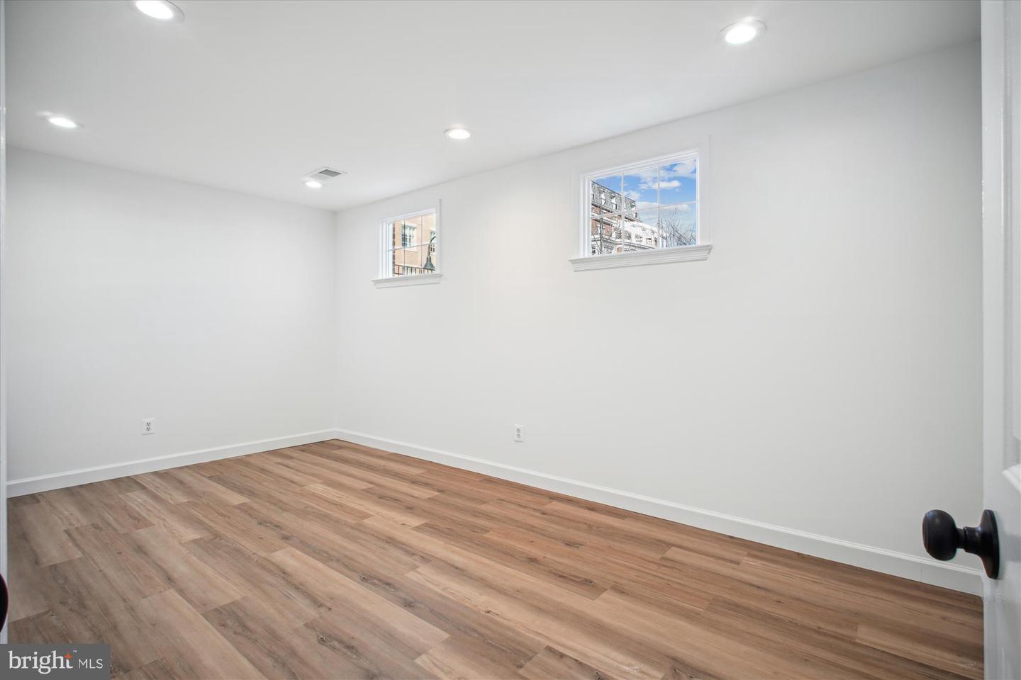 1316 Vincent Pl #5 Property Photo 18
