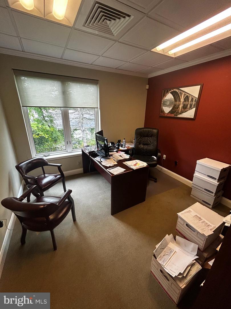 462 Herndon Parkway #206 Property Photo 4