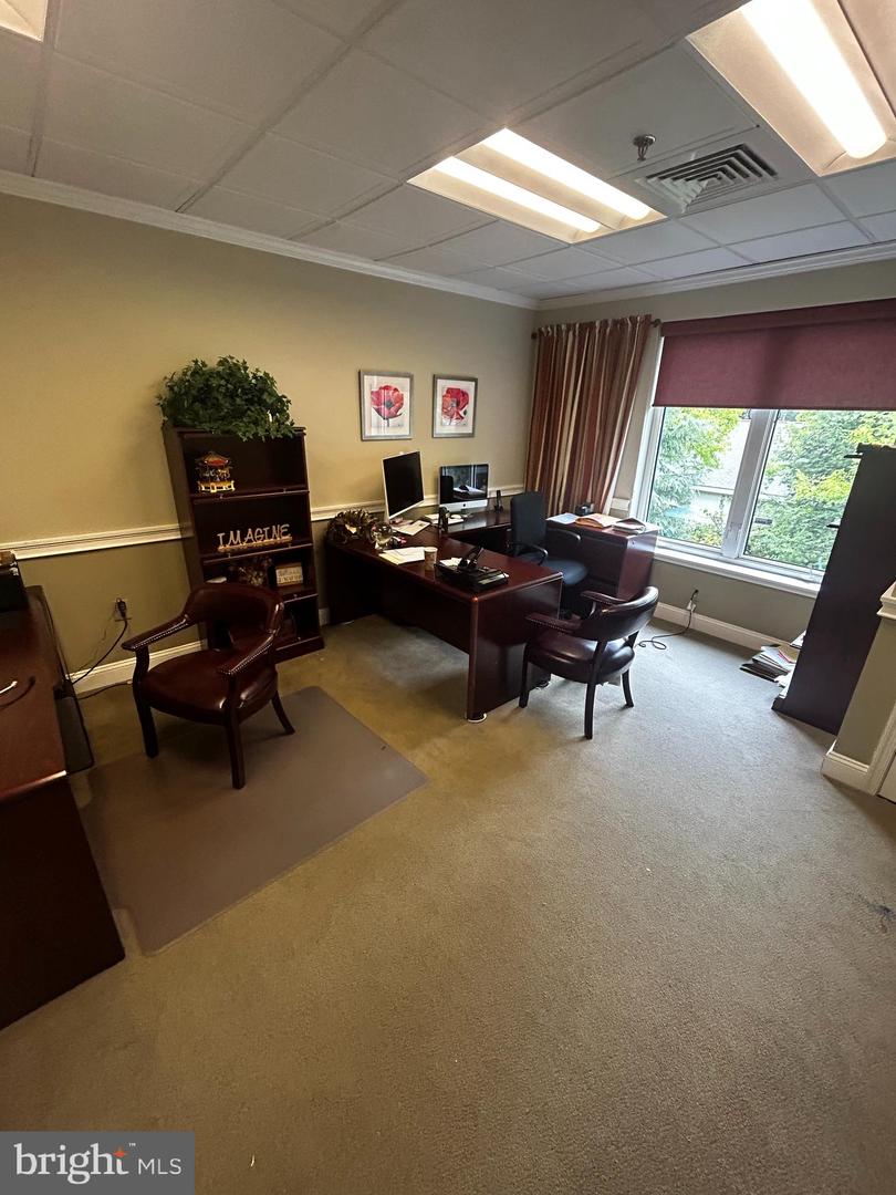 462 Herndon Parkway #206 Property Photo 5
