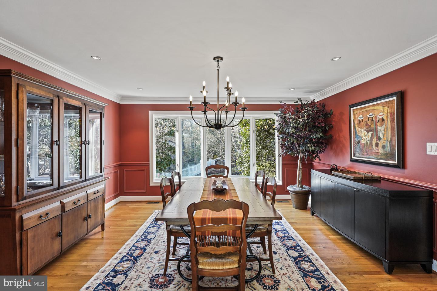 1522 Forest Ln Property Photo 8