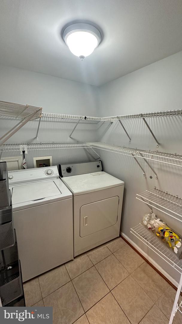 6735 Stone Maple Ter Property Photo 4