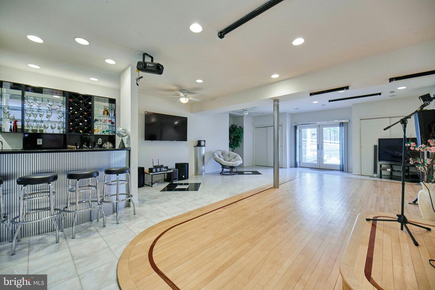 6830 Clifton Rd Property Photo 46
