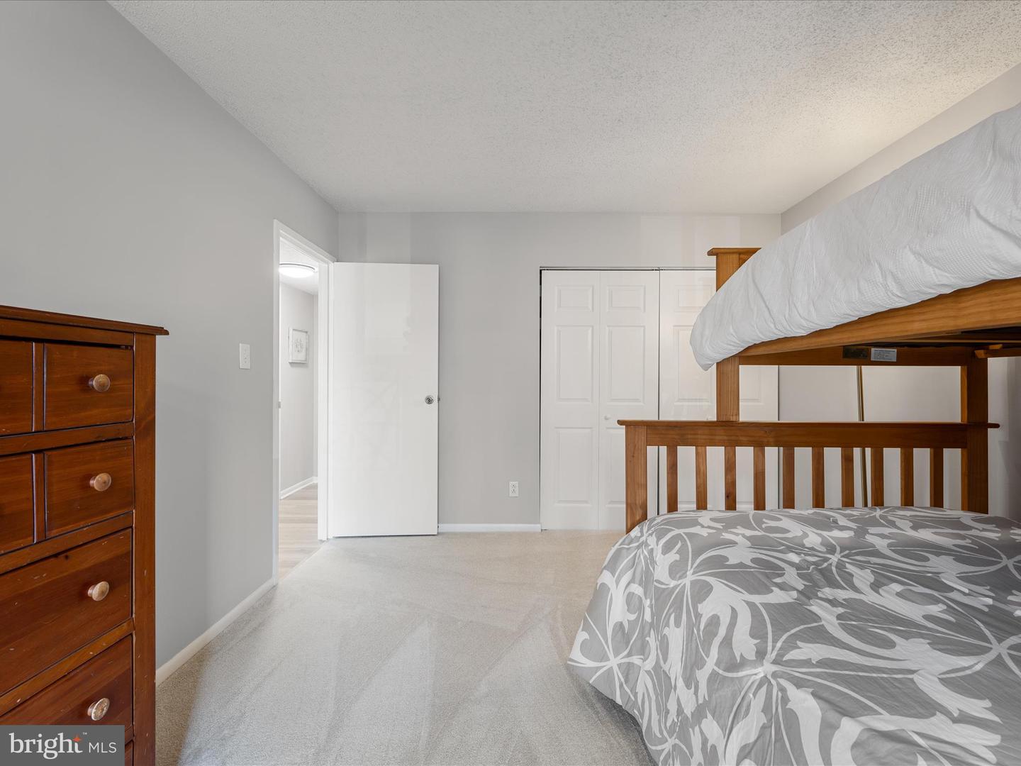 11839 Shire Ct #11b Property Photo 16