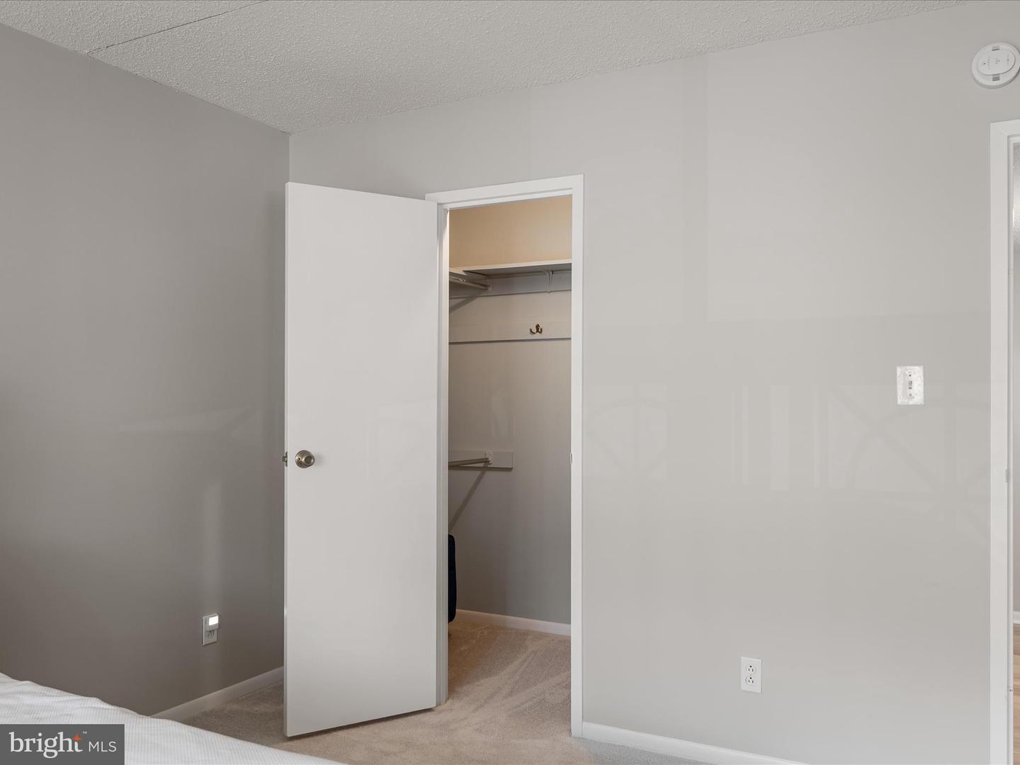 11839 Shire Ct #11b Property Photo 20