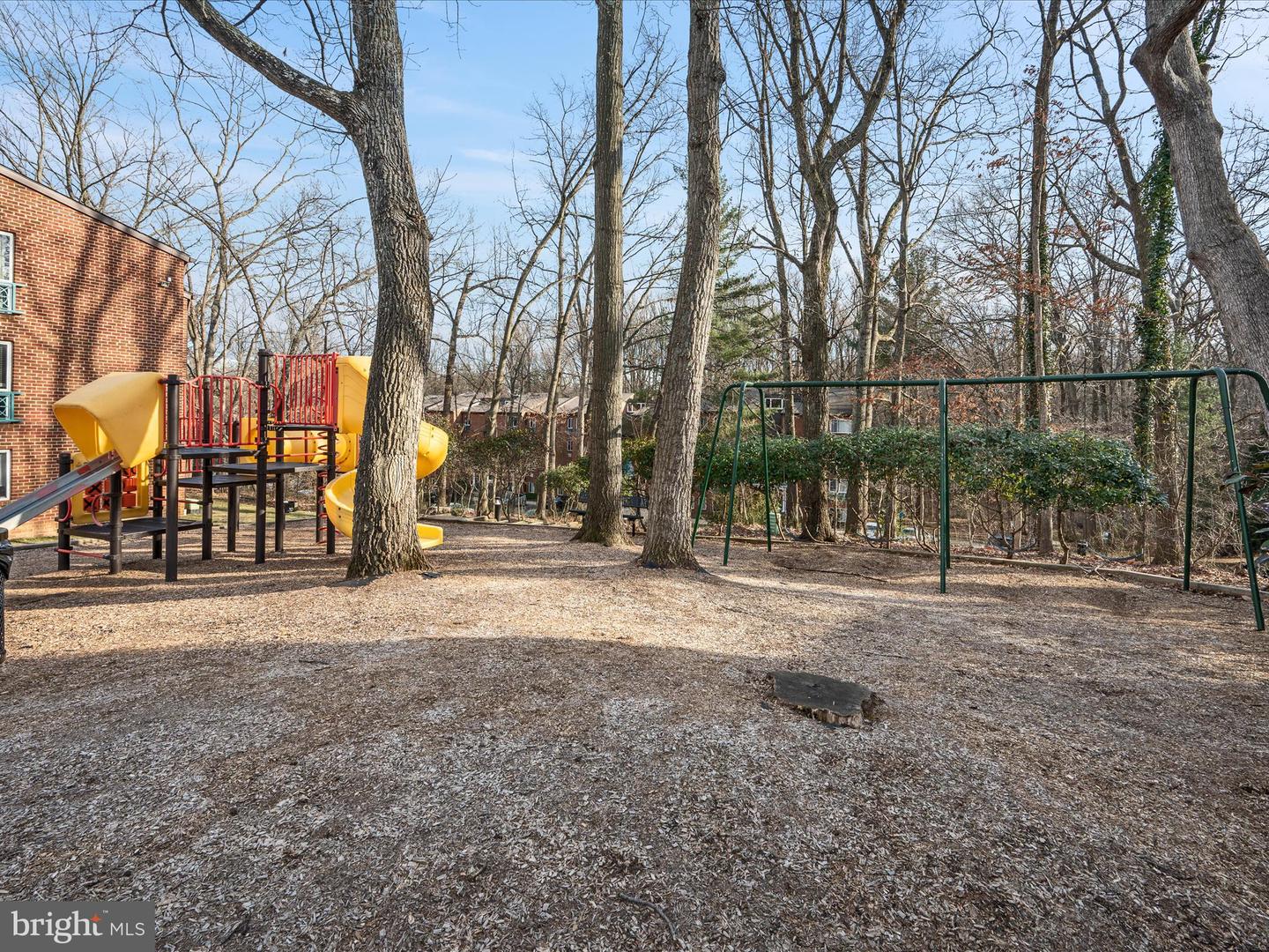 11839 Shire Ct #11b Property Photo 27