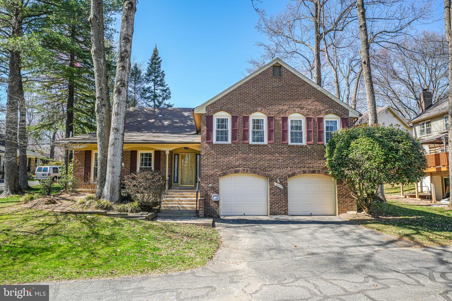 10713 Dundas Oak Ct Property Photo