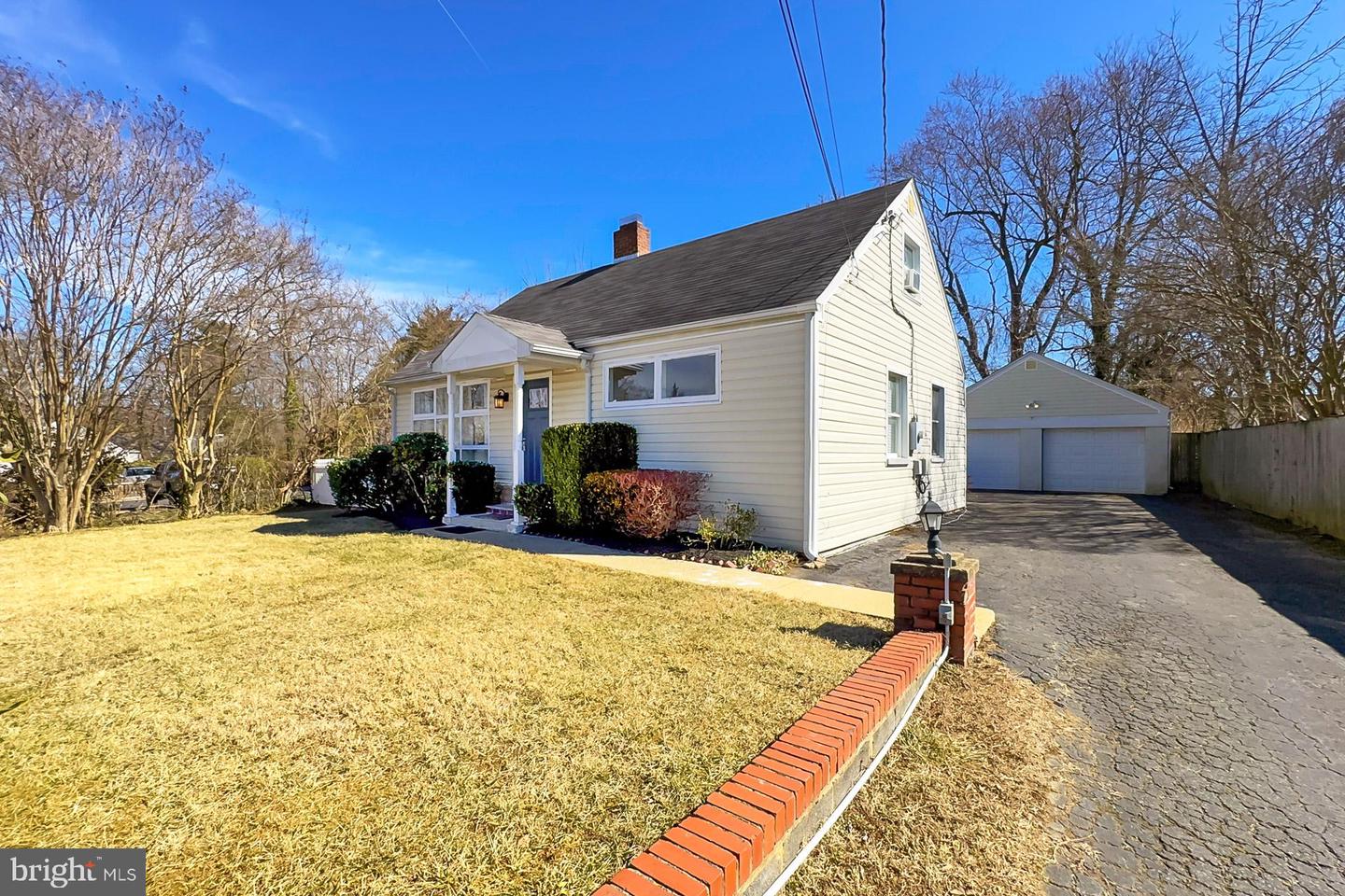 3117 Annandale Rd Property Photo