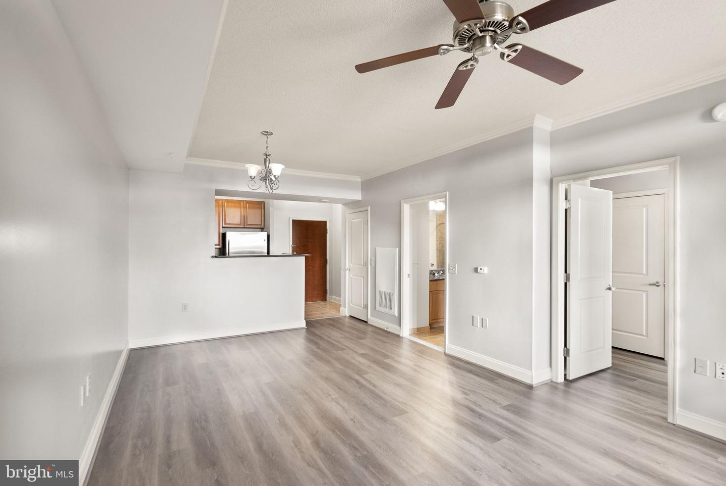 11760 Sunrise Valley Dr #1009 Property Photo 15