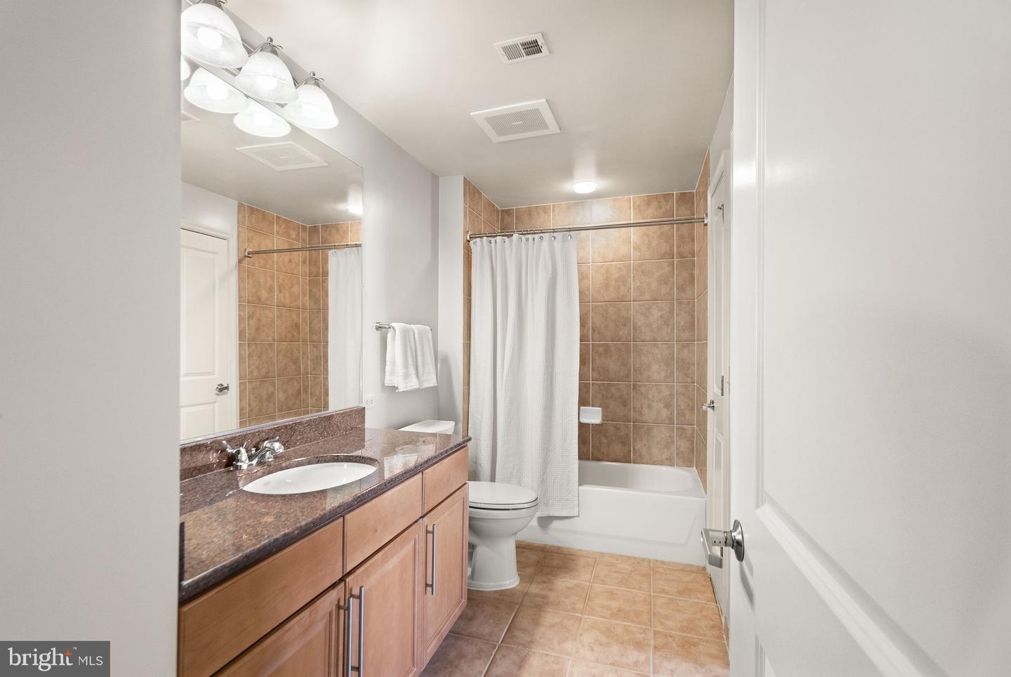 11760 Sunrise Valley Dr #1009 Property Photo 32