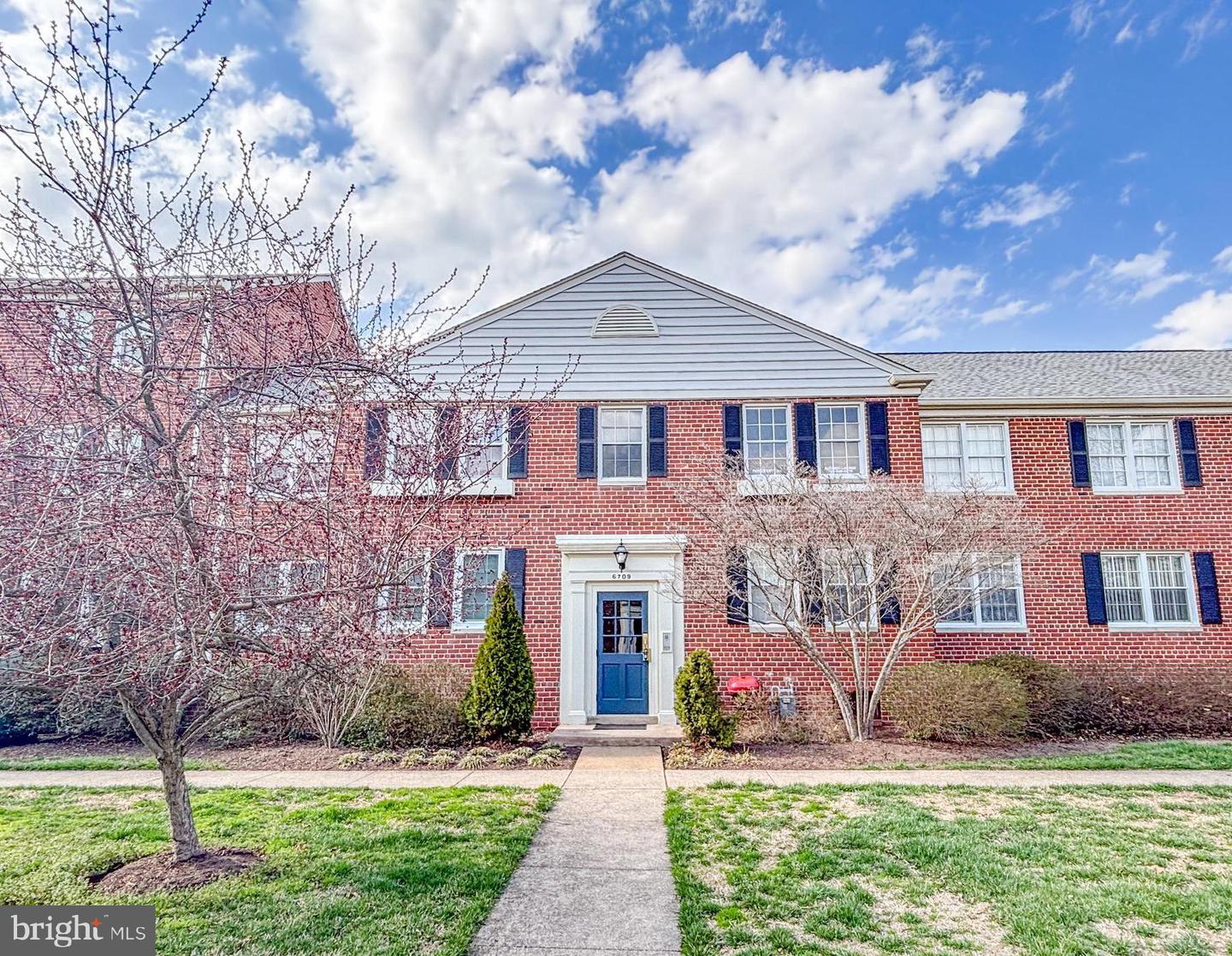 6709 W Wakefield Dr #b2 Property Photo