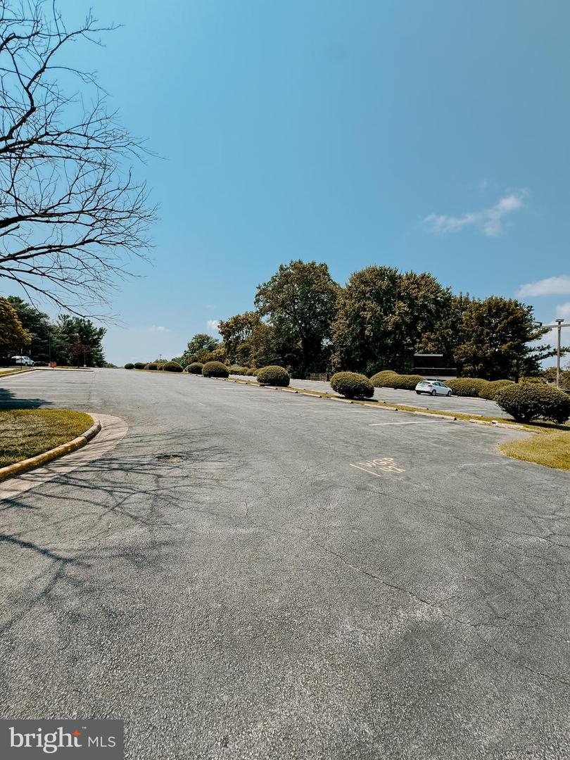 11979 North Shore Dr Property Photo 1