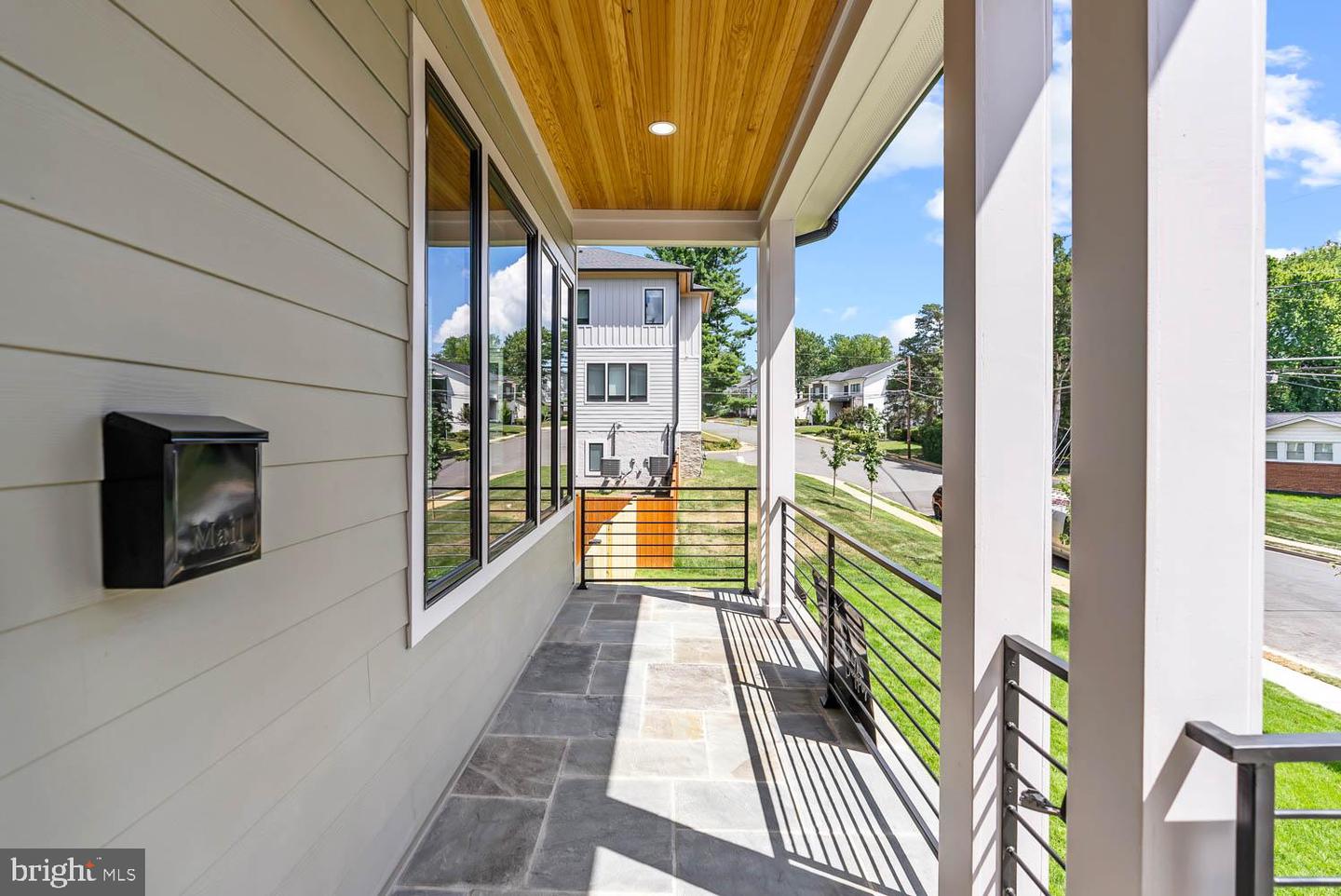 501 Yeonas Dr Sw Property Photo 4