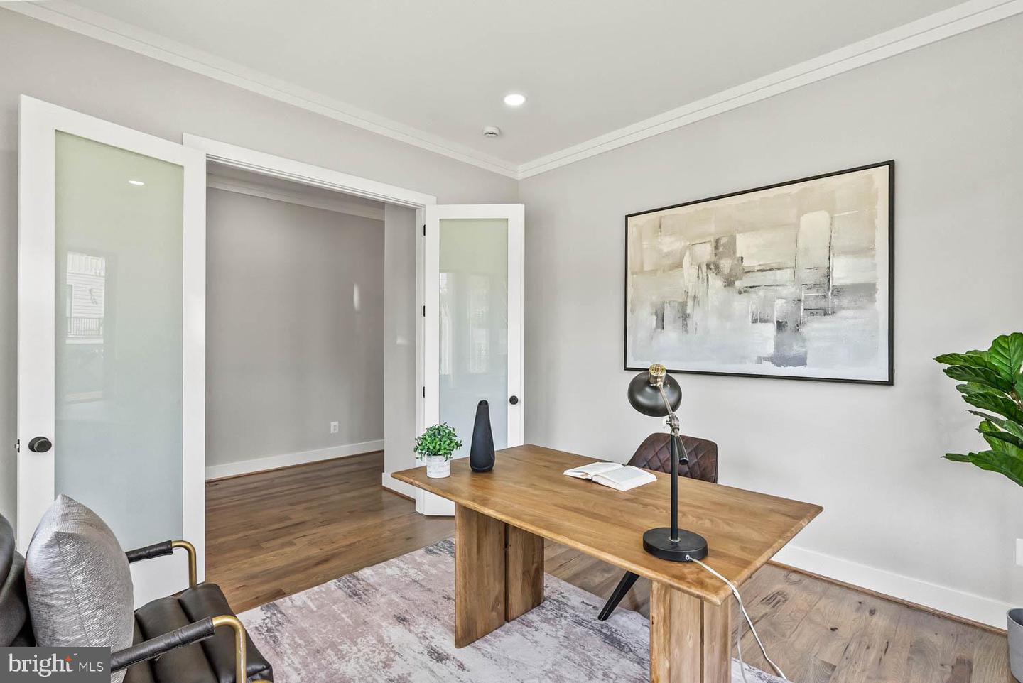 501 Yeonas Dr Sw Property Photo 6