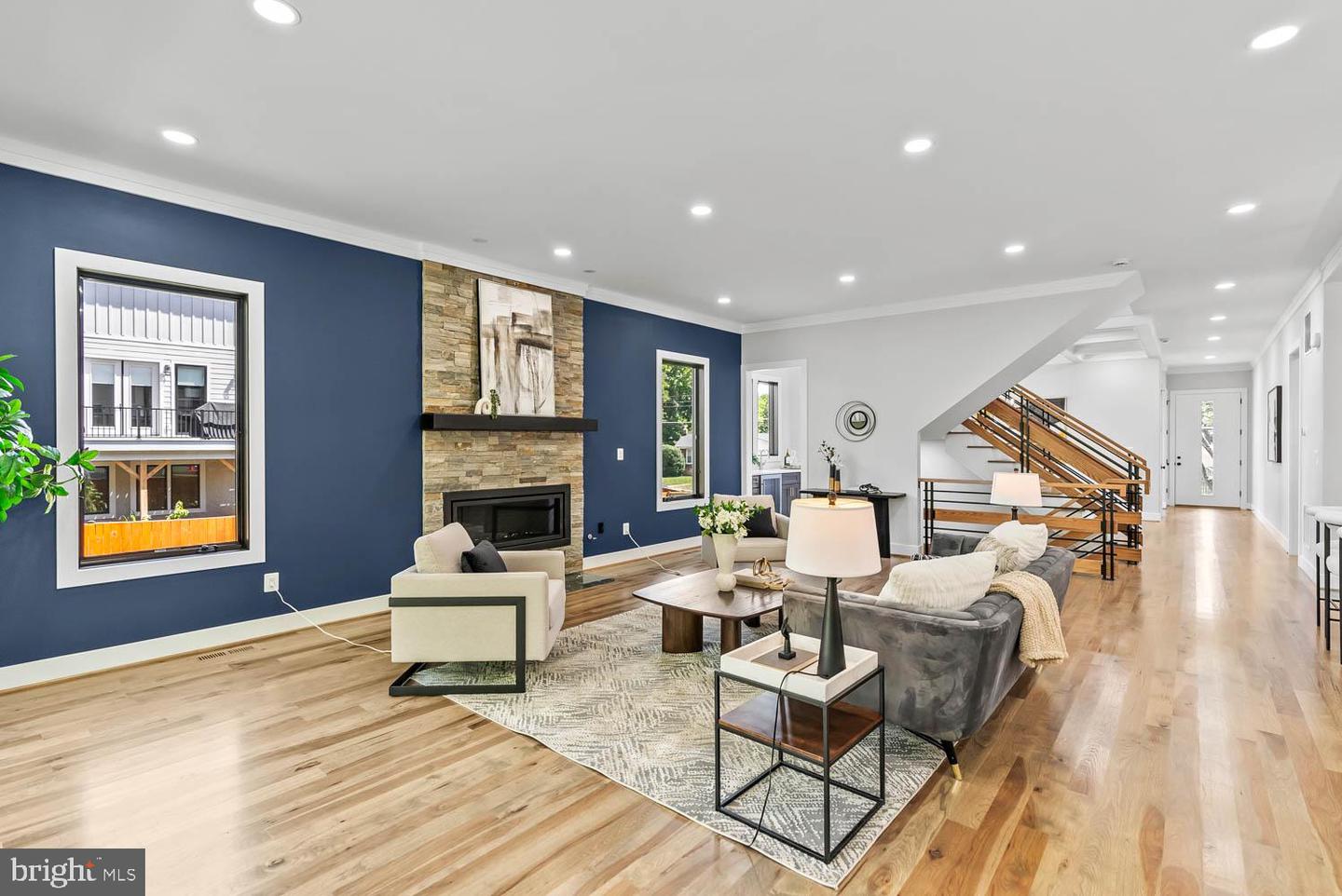 501 Yeonas Dr Sw Property Photo 9