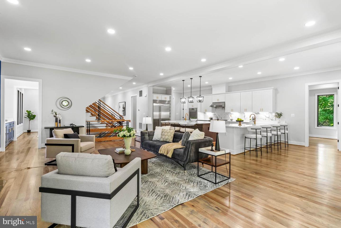 501 Yeonas Dr Sw Property Photo 14