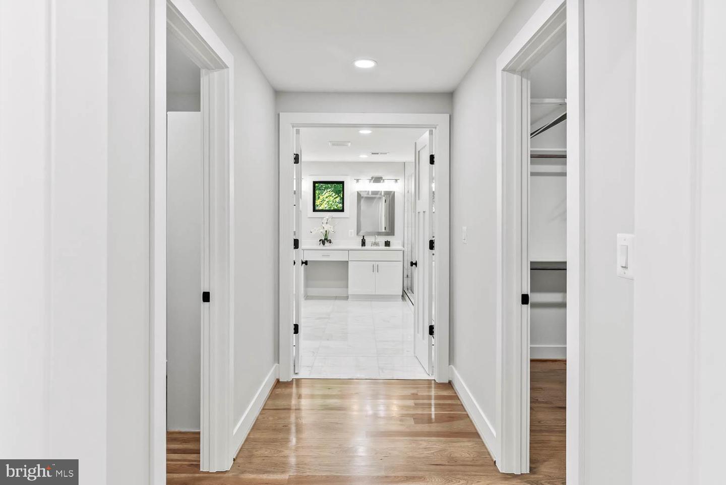 501 Yeonas Dr Sw Property Photo 30