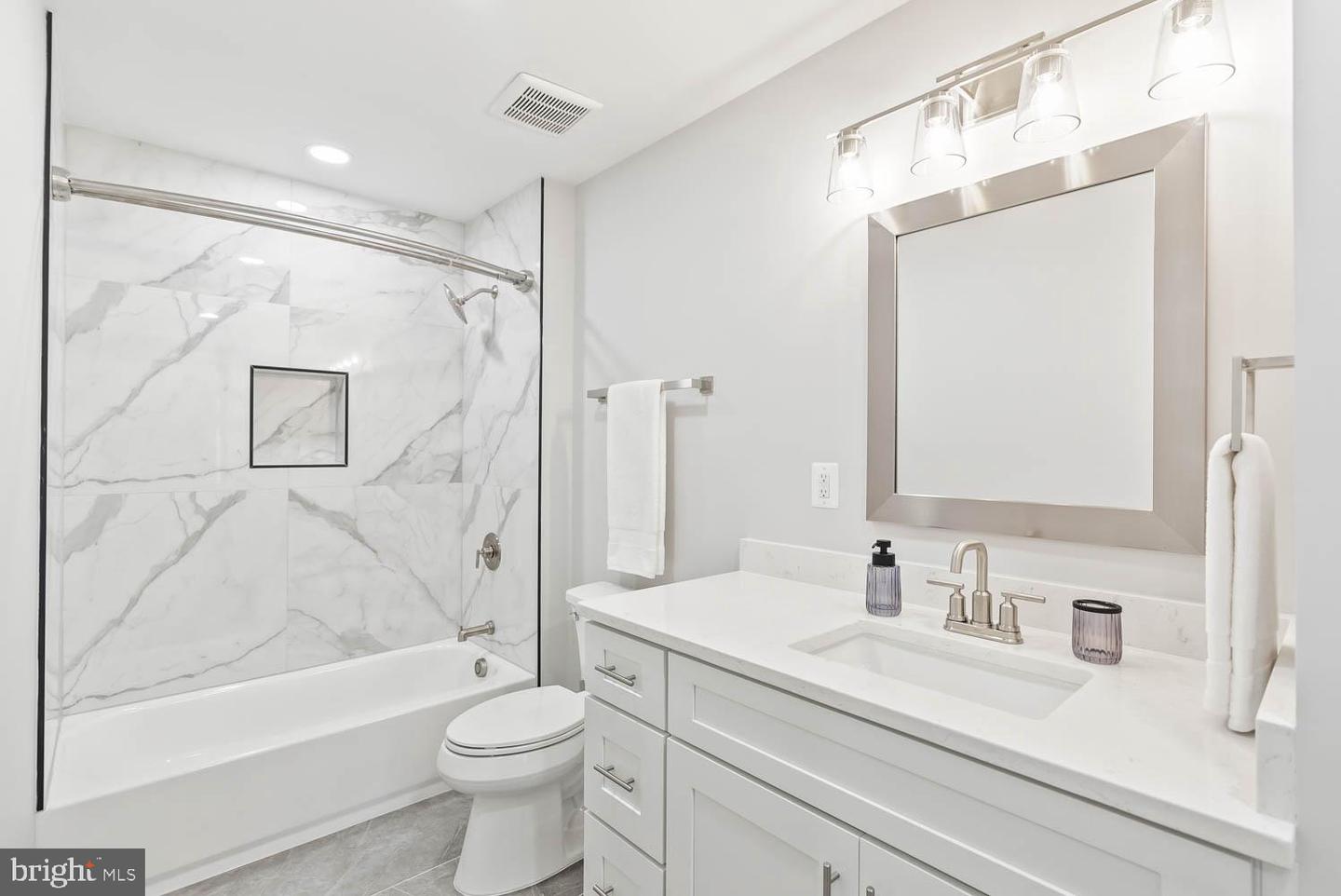 501 Yeonas Dr Sw Property Photo 40