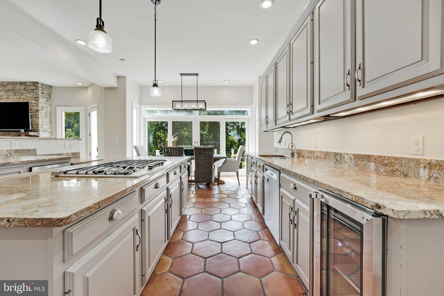 933 Bellview Rd Property Photo 16