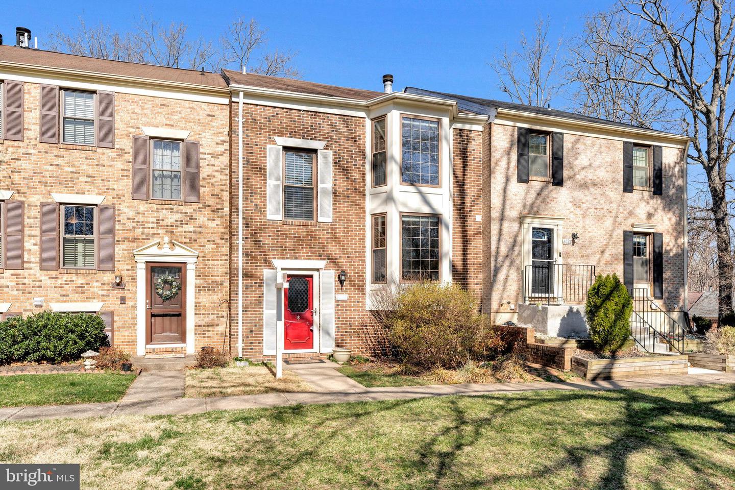 6028 Clerkenwell Ct Property Photo