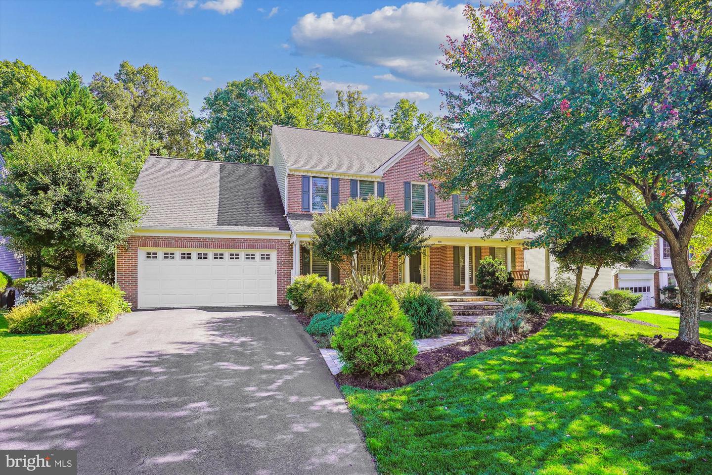 8616 Oak Chase Cir Property Photo