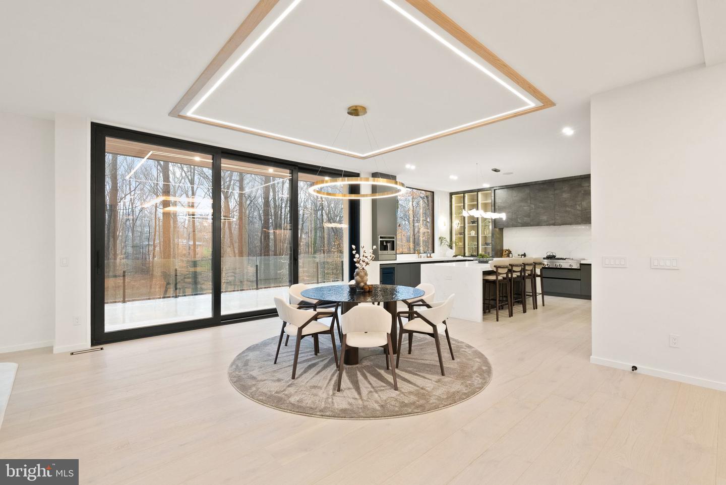 1803 Dumbarton St Property Photo 11