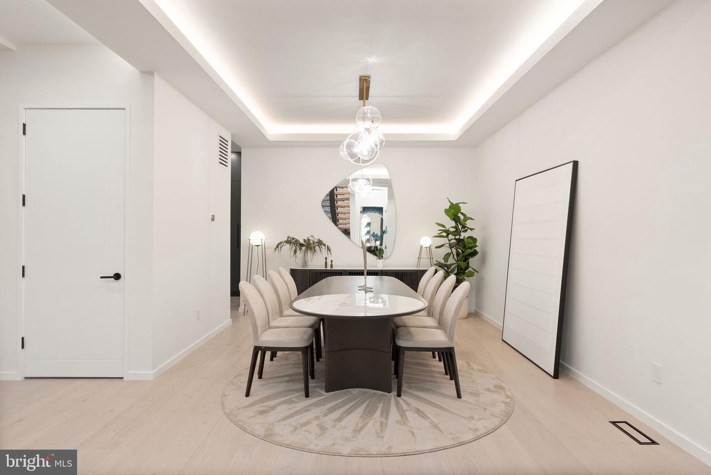 1803 Dumbarton St Property Photo 14