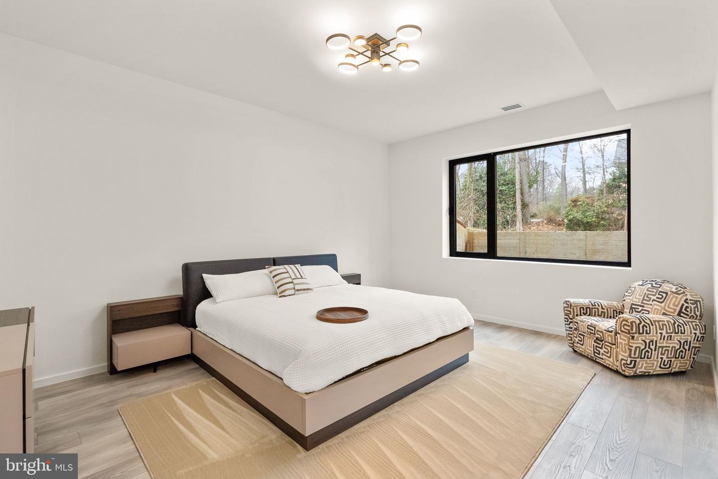 1803 Dumbarton St Property Photo 63