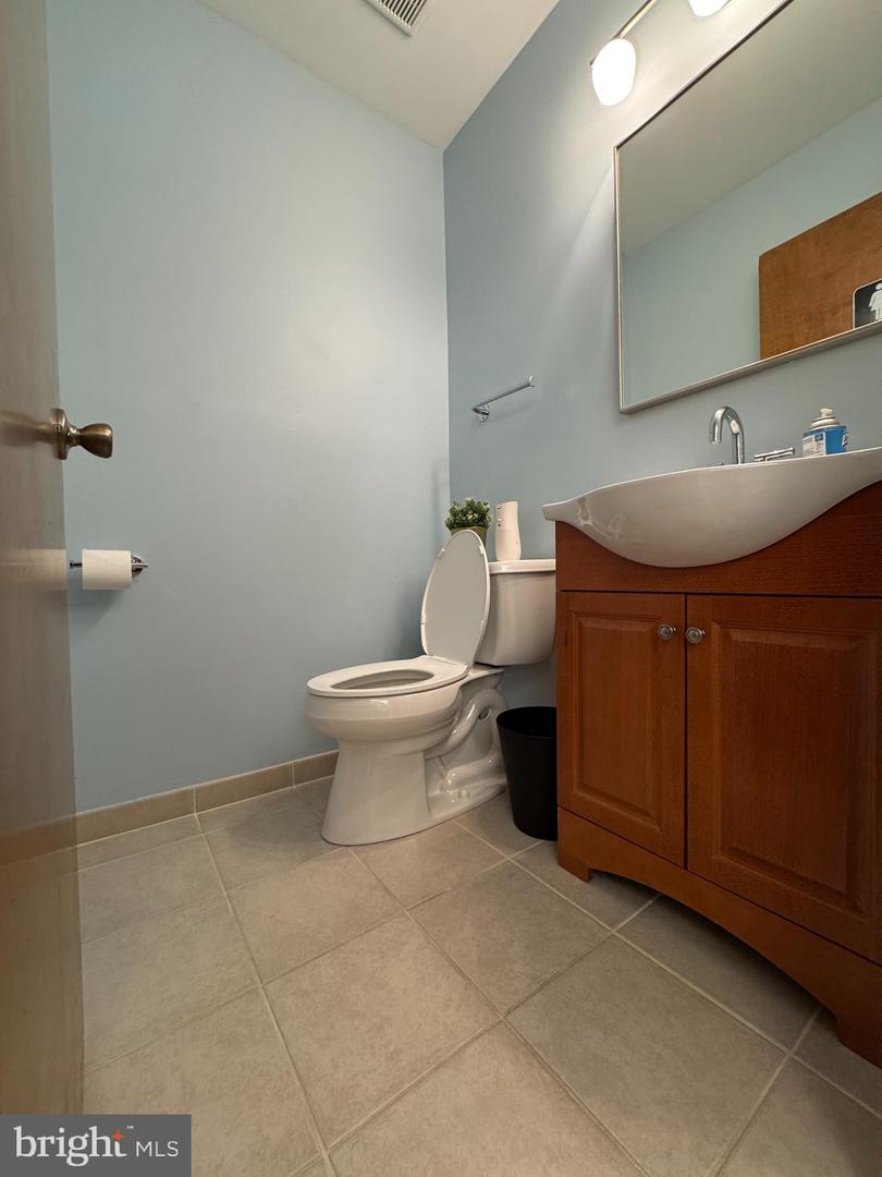 8322-d Traford Ln #8322d Property Photo 14