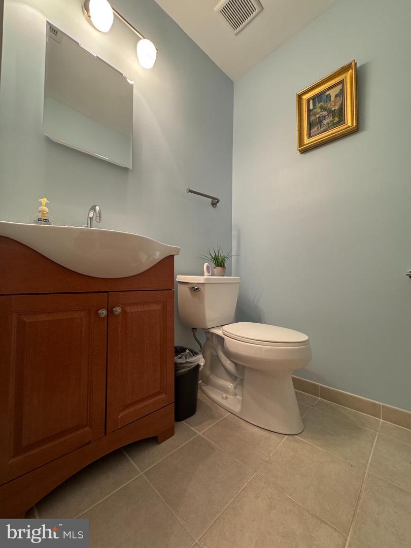 8322-d Traford Ln #8322d Property Photo 15