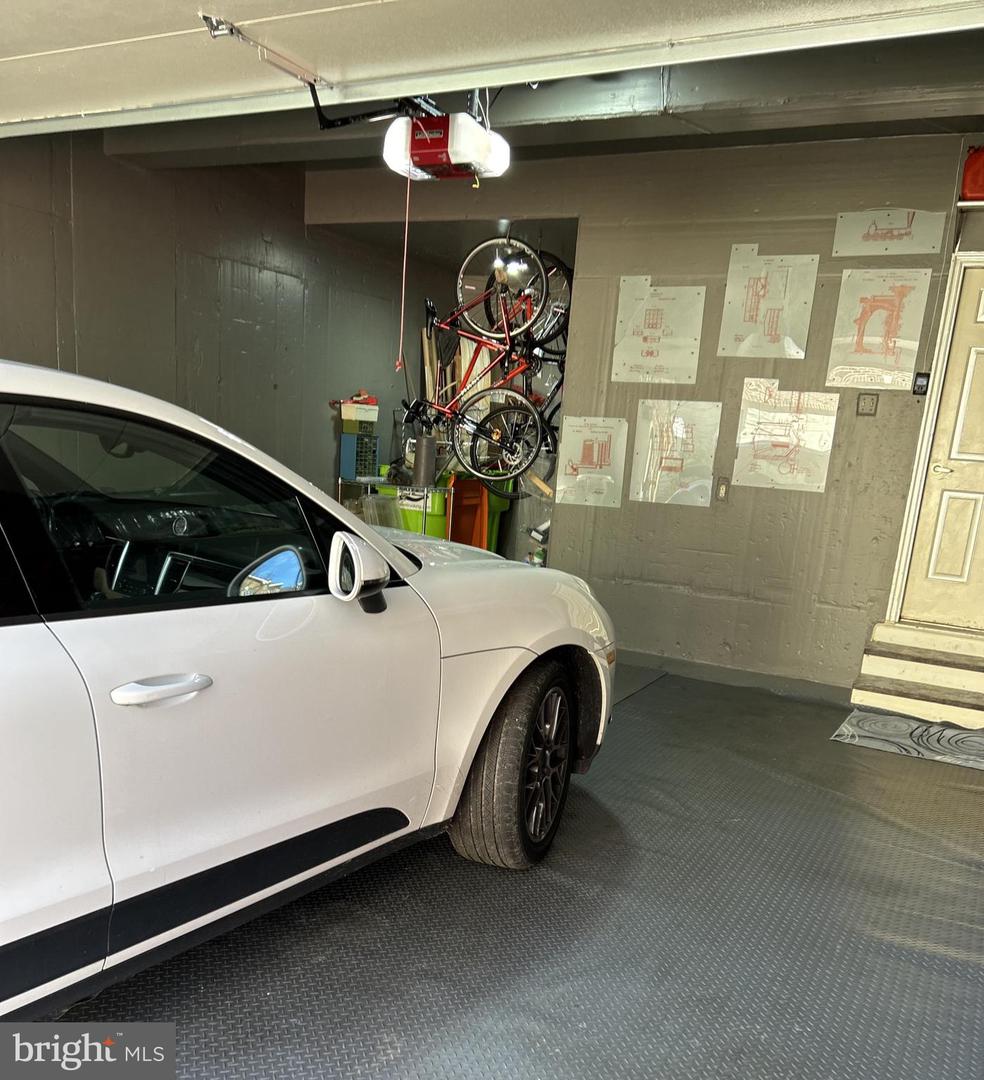 9140 Stonegarden Dr Property Photo 18